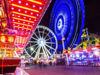 Circus Spectacle: Luminous Fairground