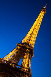 Twilight Sparkle on the Eiffel